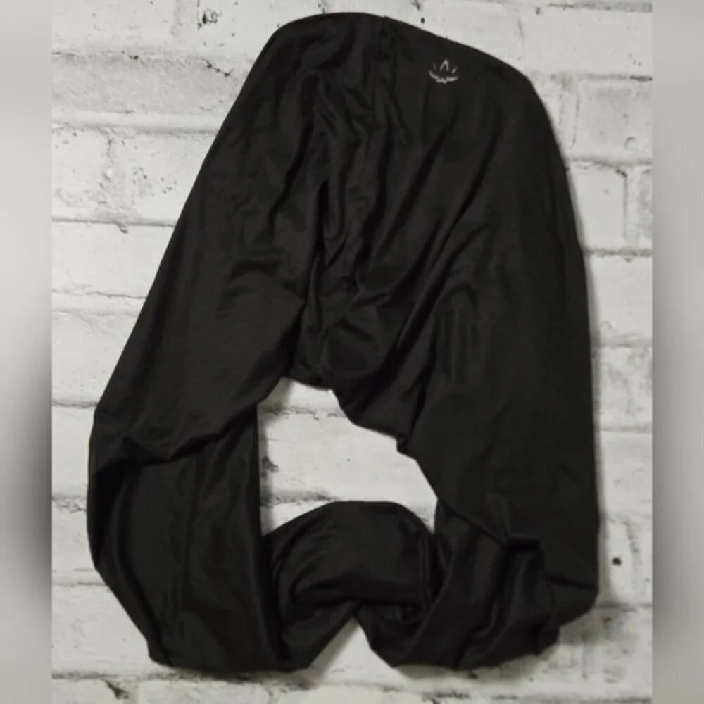 Beyond Yoga Black Infinity Scarf with Hidden Pocket